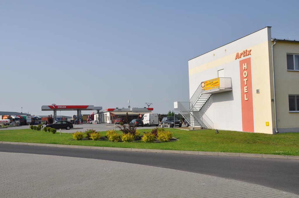 Artix Zbąszynek Exterior foto